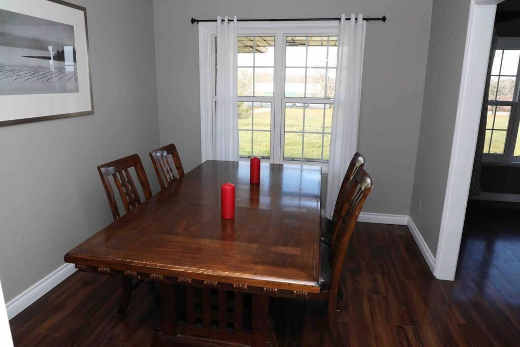 Bowmanville Event Place מראה חיצוני תמונה