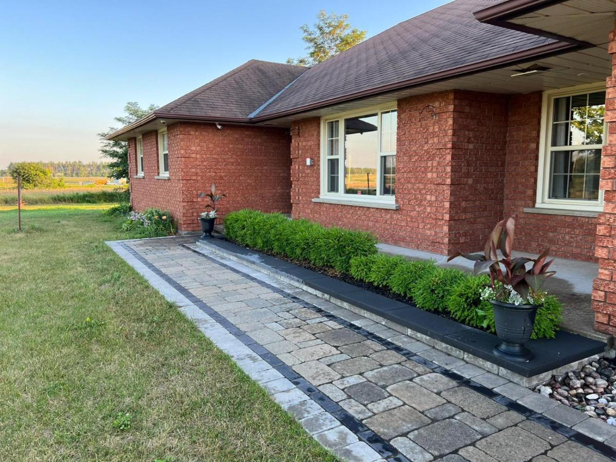 Bowmanville Event Place מראה חיצוני תמונה