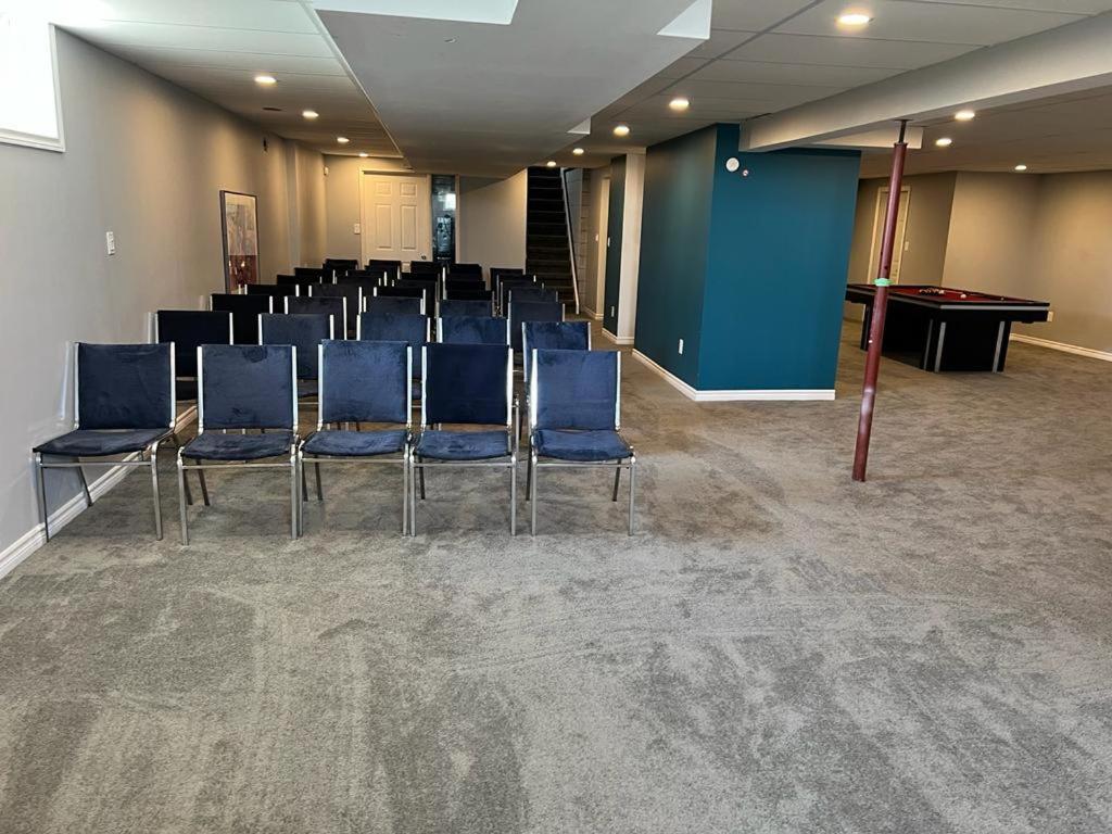 Bowmanville Event Place מראה חיצוני תמונה
