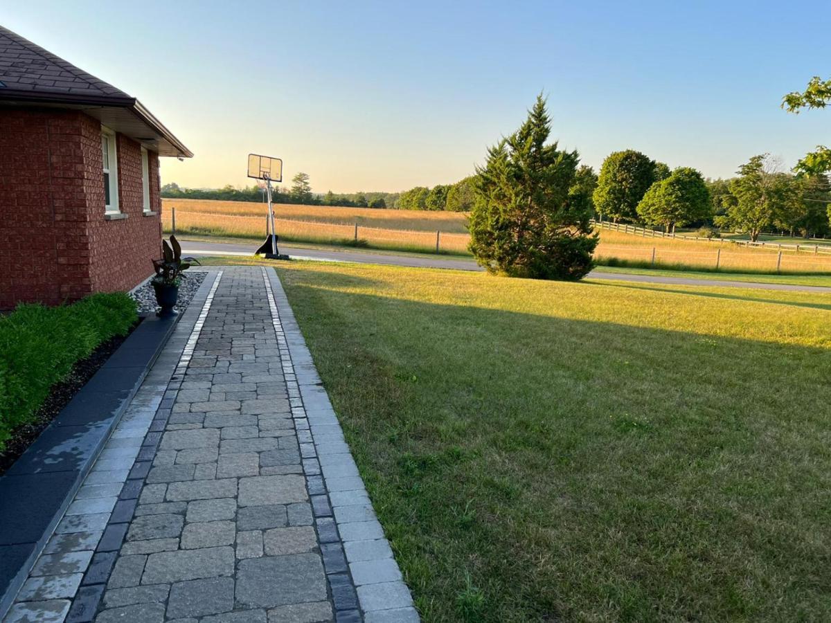 Bowmanville Event Place מראה חיצוני תמונה